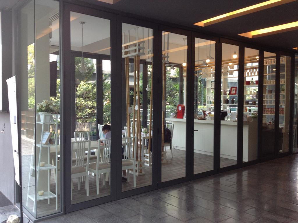 Siamese Gioia Aparthotel Bangkok Bagian luar foto
