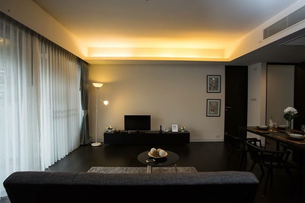 Siamese Gioia Aparthotel Bangkok Bagian luar foto