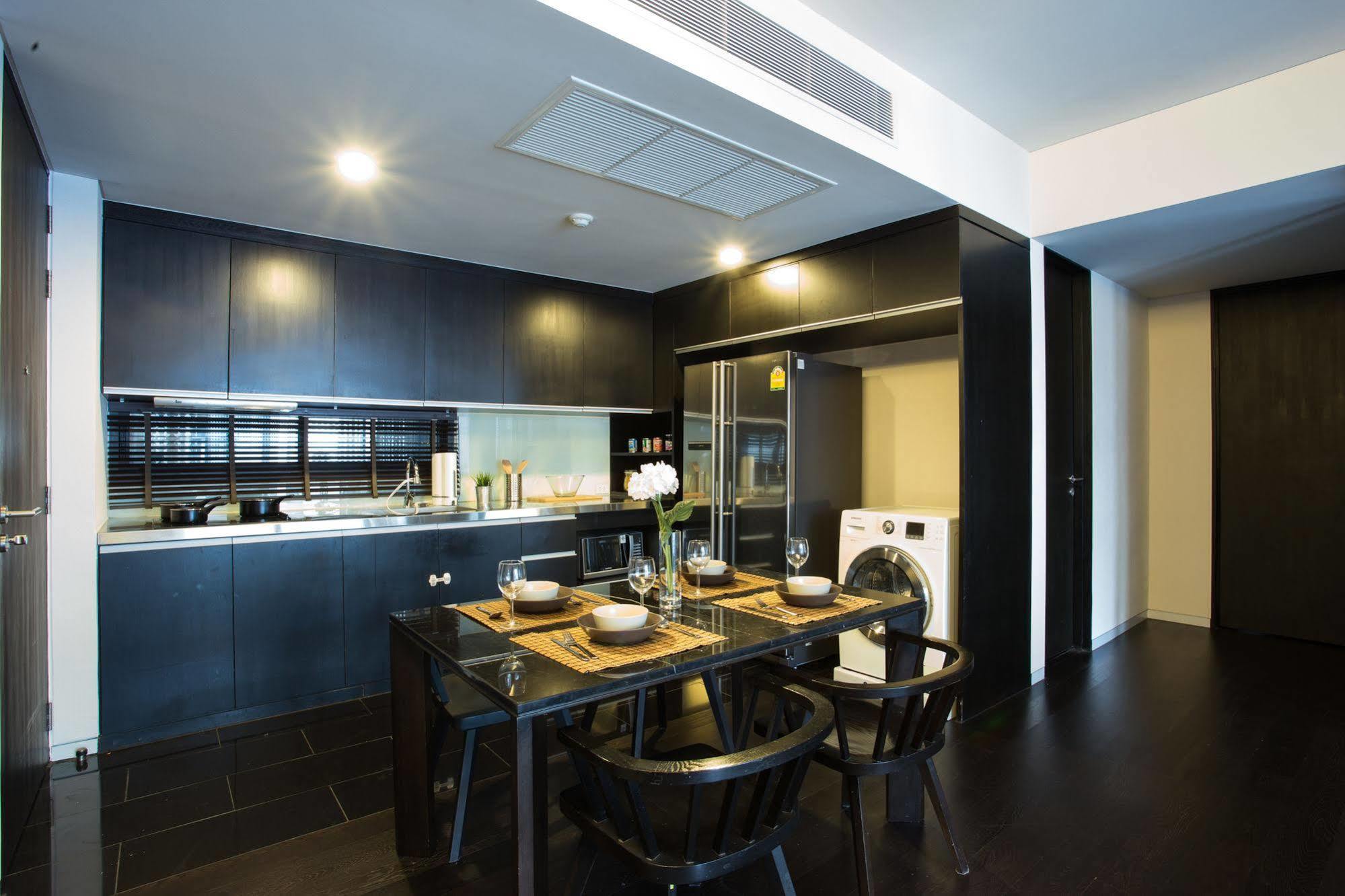 Siamese Gioia Aparthotel Bangkok Bagian luar foto