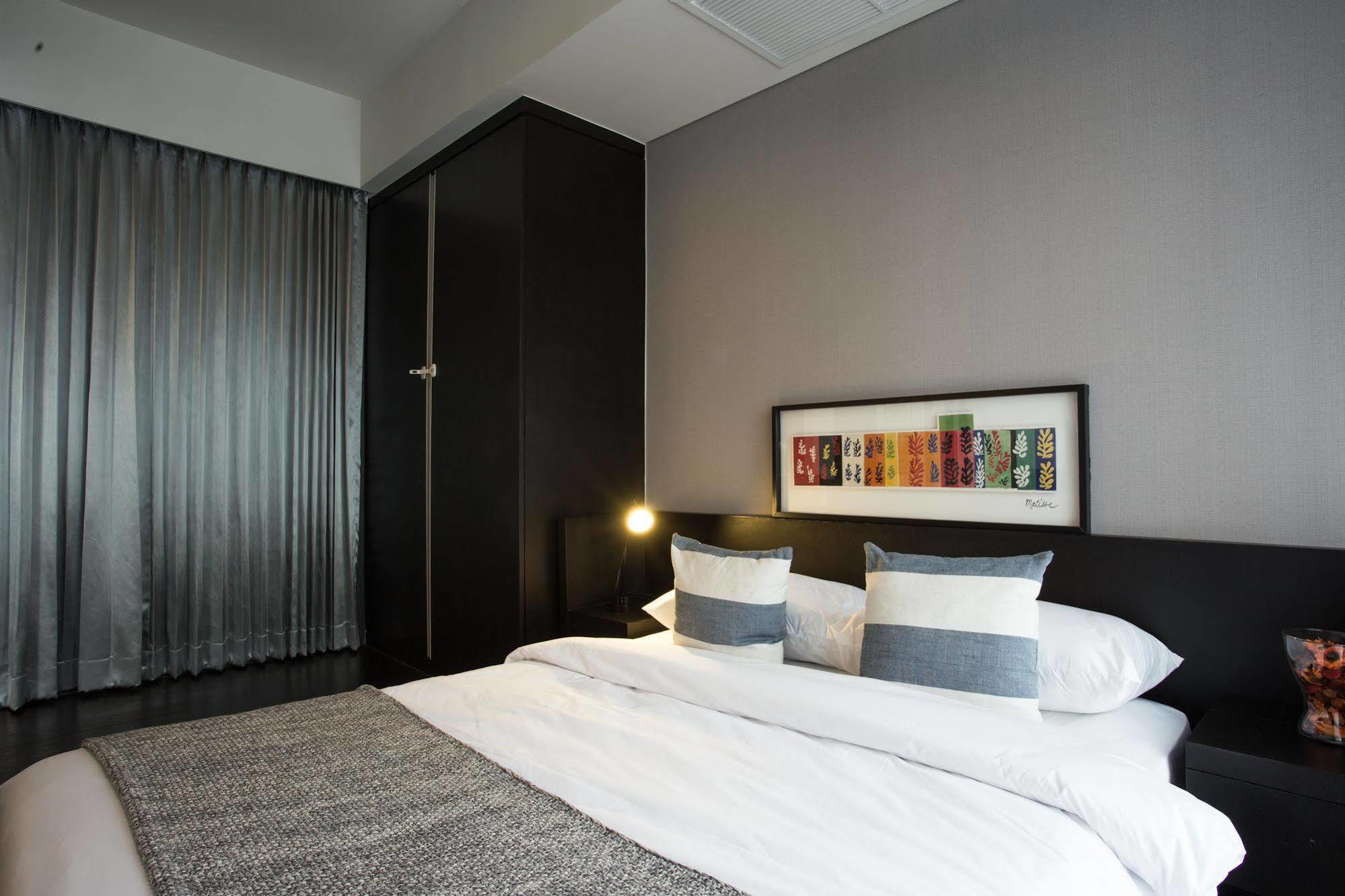 Siamese Gioia Aparthotel Bangkok Bagian luar foto